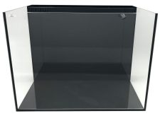 Congo 29 Gal. Pro Aquarium with Filtration 23.62" x 15.75" x 17.72" - Black Background
