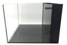 Madeira 43 Gal. Pro LI Aquarium with Filtration 23.6" x 23.6" x 17.7" - Black Background - Image 4