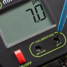 Pro pH Monitor & Controller MC122 - Image 5